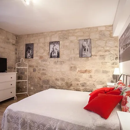 Apartment & Room Ursa Trogir Exterior photo