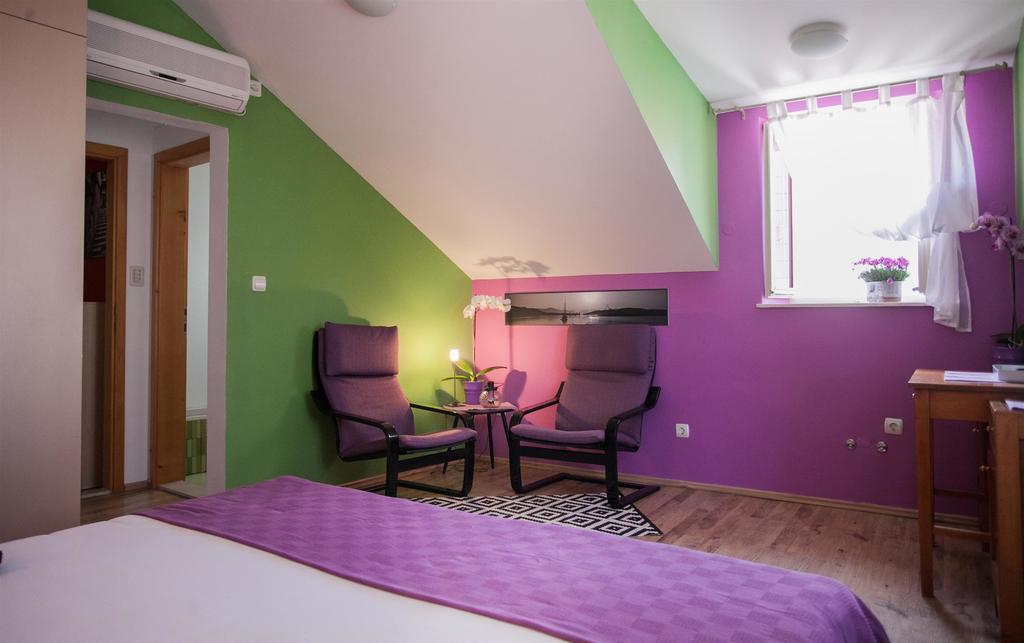 Apartment & Room Ursa Trogir
